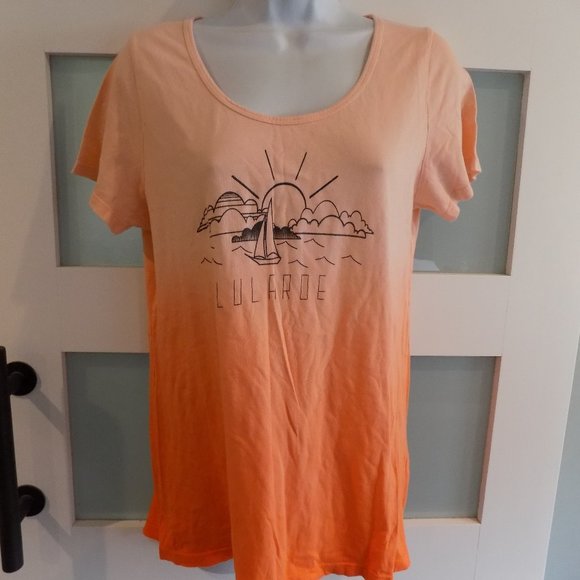 LuLaRoe Tops - LuLaRoe Sailboat Logo Classic Tee Size S Women's EUC